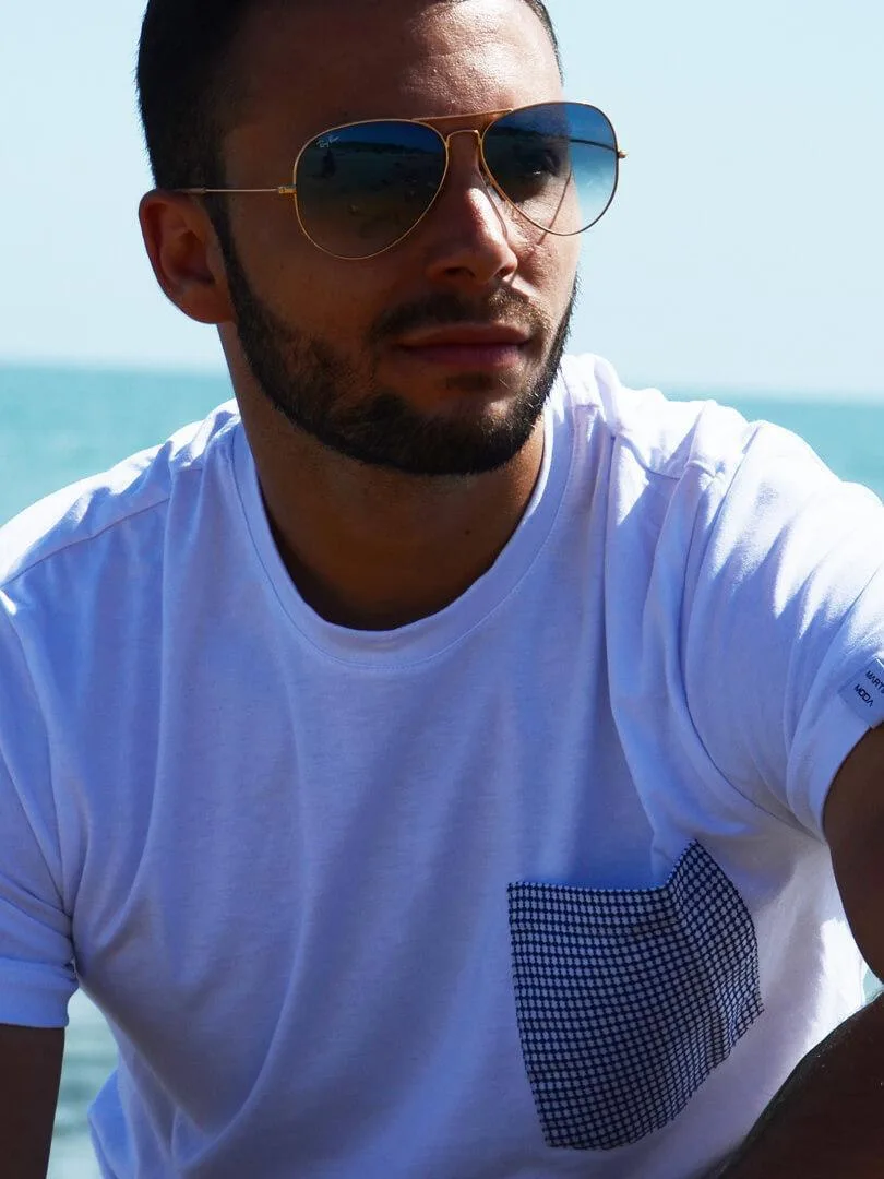 T-shirt Bianca con Taschino - immagine 3