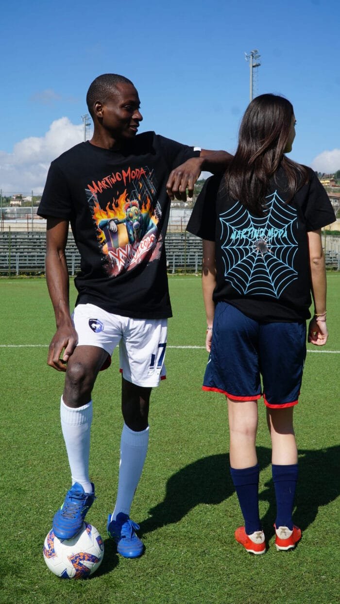 T-shirt nera XXI secolo - immagine 2